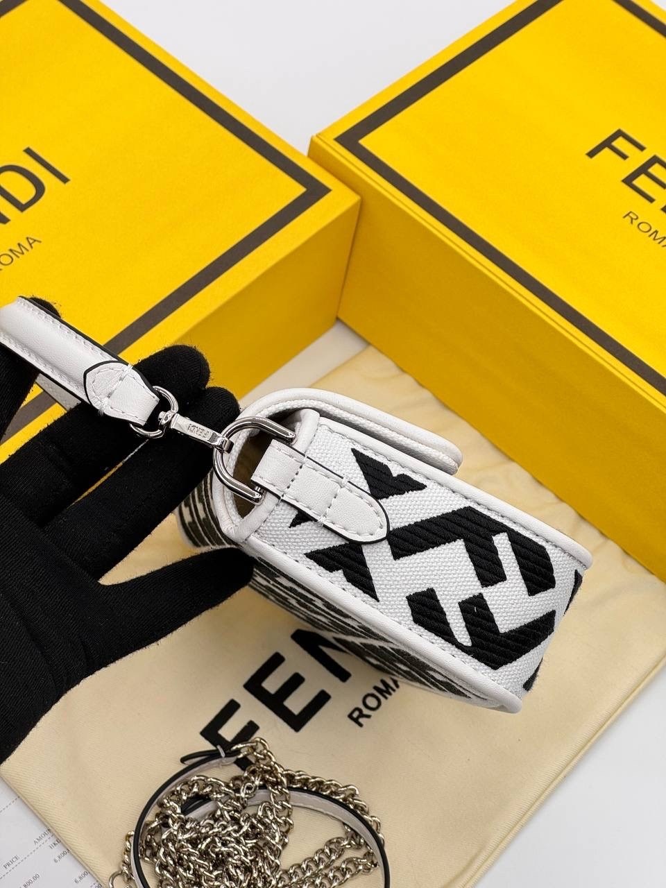 женская сумка fendi,cумка fendi,fendi сумка на плечо,fendi сумка на плечо кросс-боди,сумка на плечо