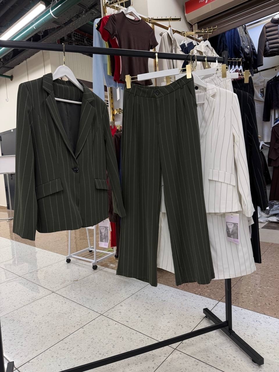 женский брючный костюм,жакет стильный,жакет,женский костюм,костюм брючный деловой двойка sua beleza