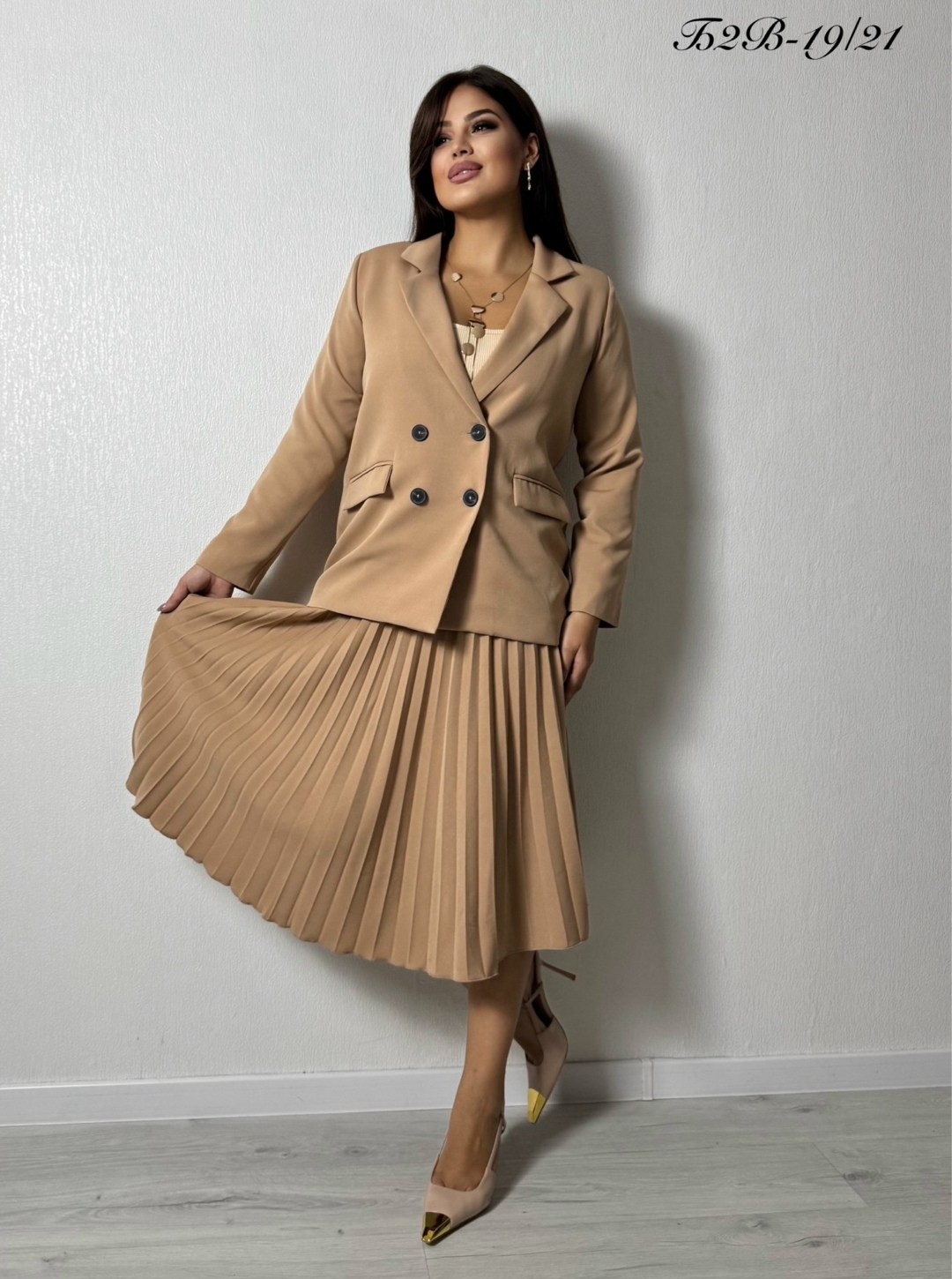женский костюм с юбкой,костюм с юбкой,женские костюмы,костюм жакет с миди юбкой,костюм юбка и пиджак
