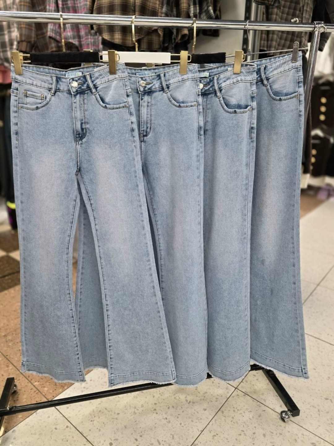 женские джинсы,джинсы женские широкие,брюки джинсы,джинсы прямые,джинсы широкие