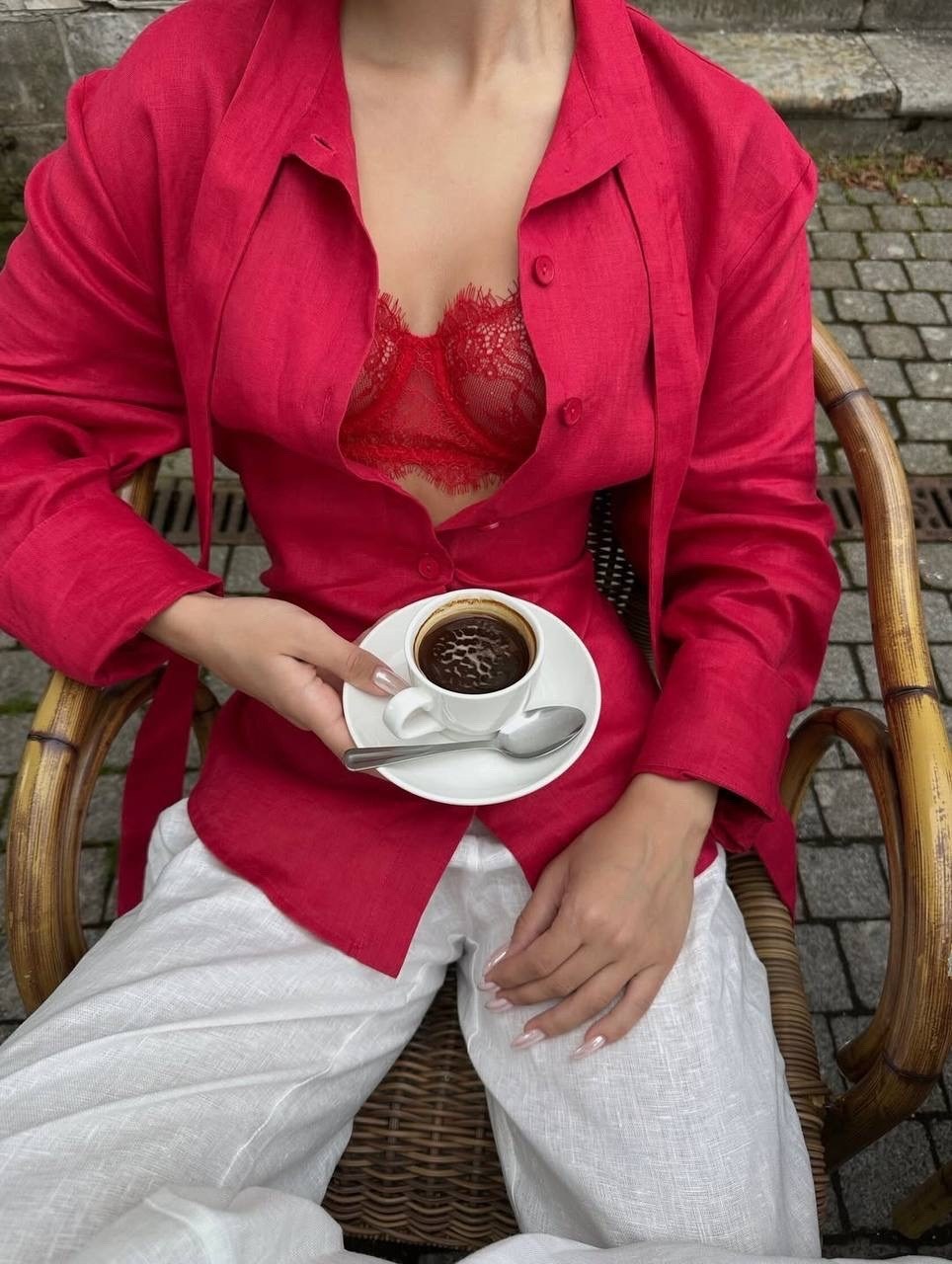 красный костюм,красная одежда для женщин,костюм женский,женское белье