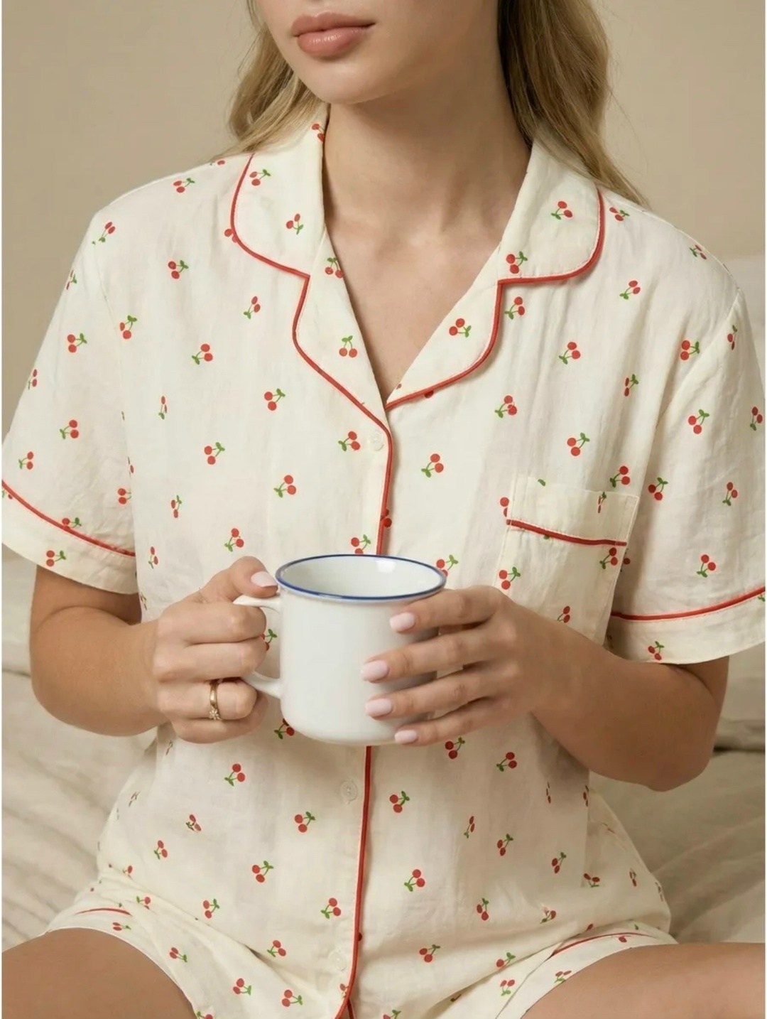 пижама женская с шортами aruelle freesia,пижама aruelle freesia с шортами пудровый,женские пижамы,домашняя одежда пижама,пижама шелковая с шортами и рубашкой для дома melocotón