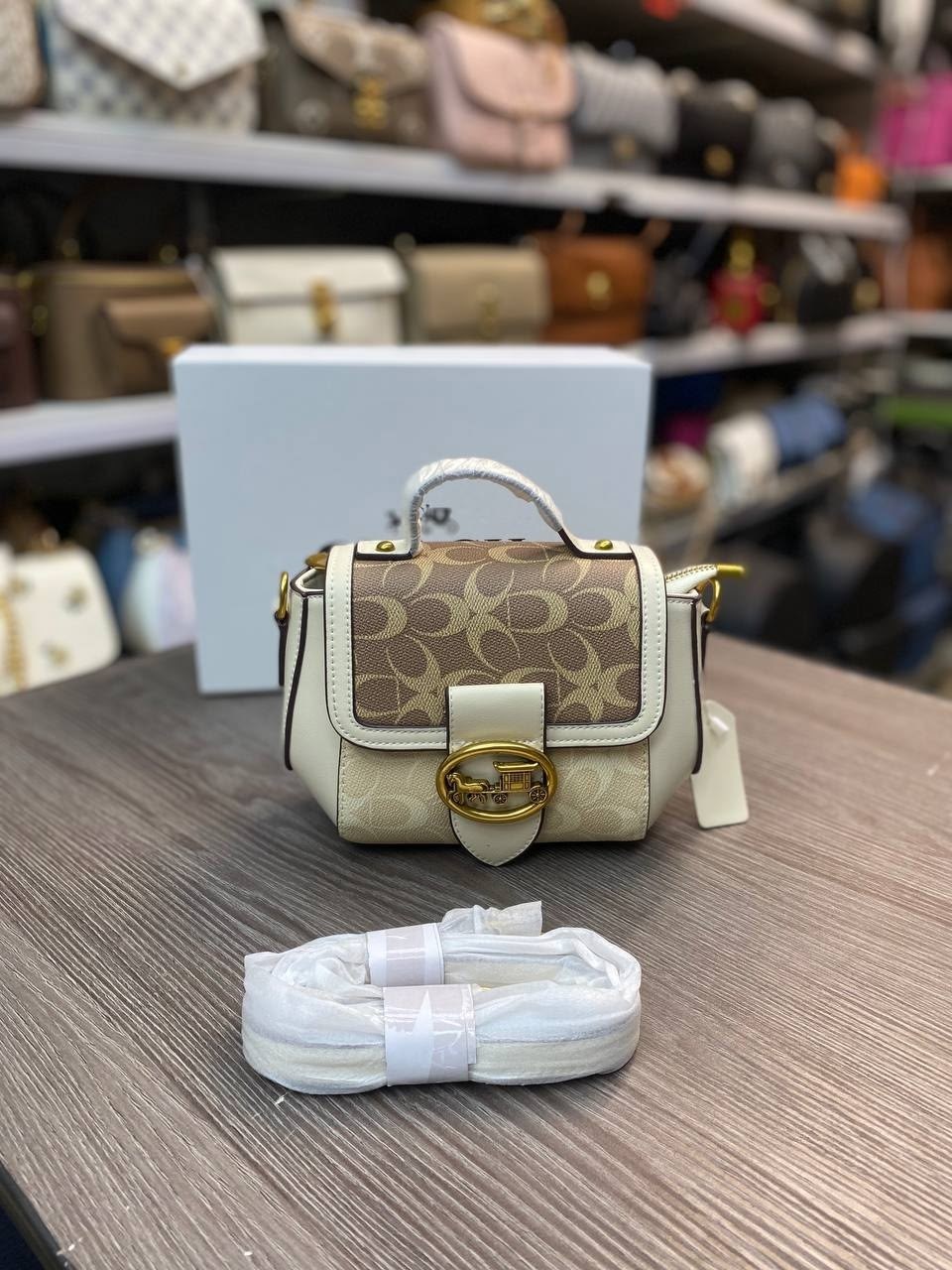 coach сумка,coach сумка женская,модная сумка,сумка на плечо coach,сумки для женщин