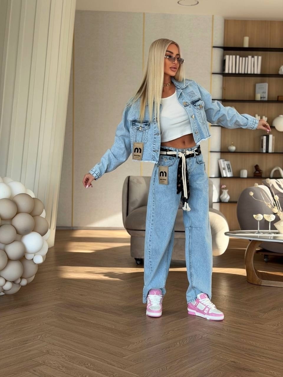 женская джинсовая куртка,куртка джинсовая,модная джинсовая куртка,джинсовка