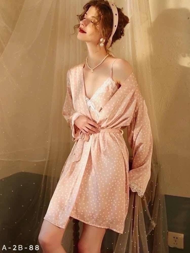 шелковый комплект халат и сорочка,шелковый комплект,женская пижама из шелка,комплект халат и сорочка,пижама из шелка