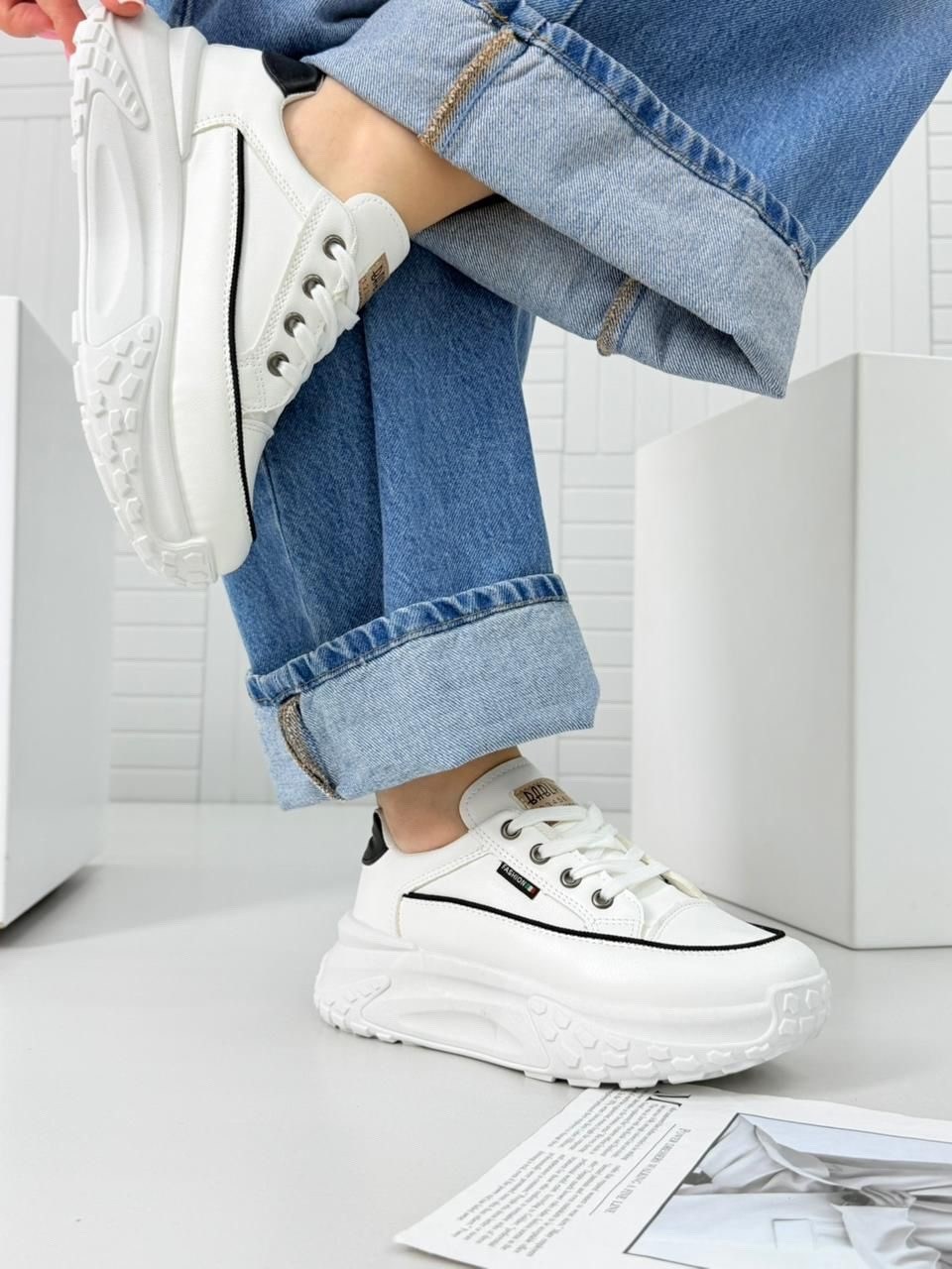 ,женские кроссовки,кроссовки на толстой подошве,кроссовки белые женские на высокой подошве,кроссовки модные