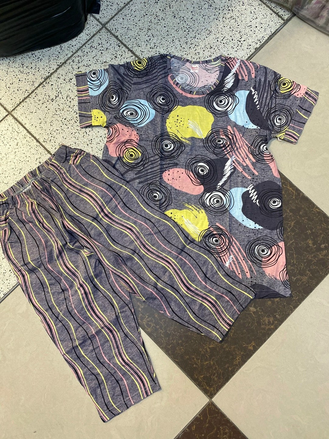 домашний костюм пижама с бриджами,костюм женский с бриджами,костюм женский домашний,костюм с бриджами домашний,костюм с брюками