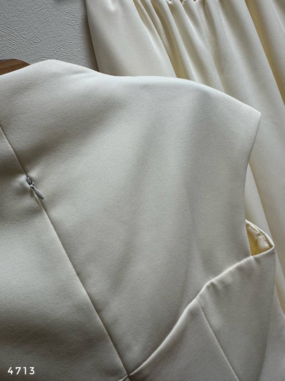 брючный костюм,женский костюм,стильные женские костюмы,брючный костюм женский,брючный костюм для девушек на свадьбу