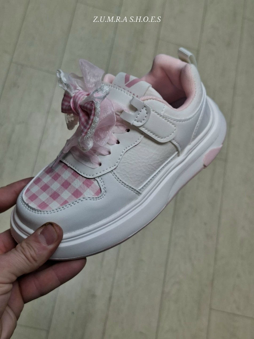 женские кроссовки,,классные кроссовки,стильные кроссовки,повседневные кроссовки