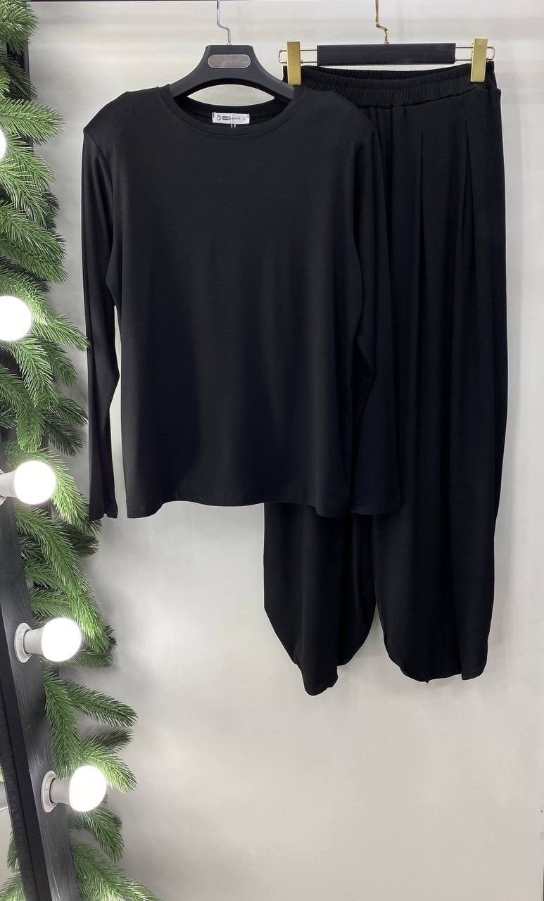 модные брюки палаццо,мода модная,повседневный костюм,черные брюки палаццо образы