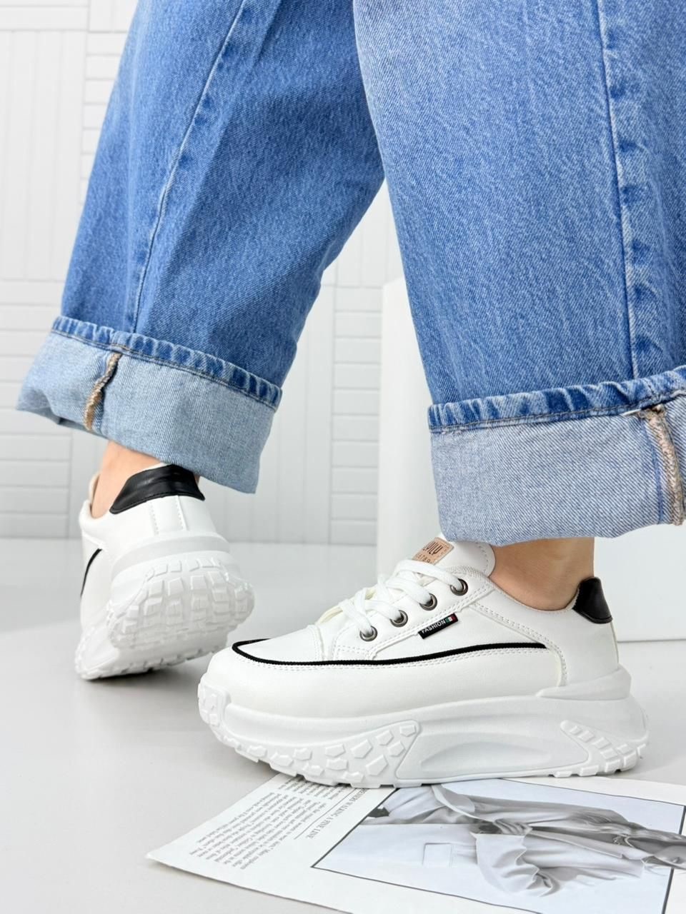 ,женские кроссовки,кроссовки на толстой подошве,кроссовки белые женские на высокой подошве,кроссовки модные