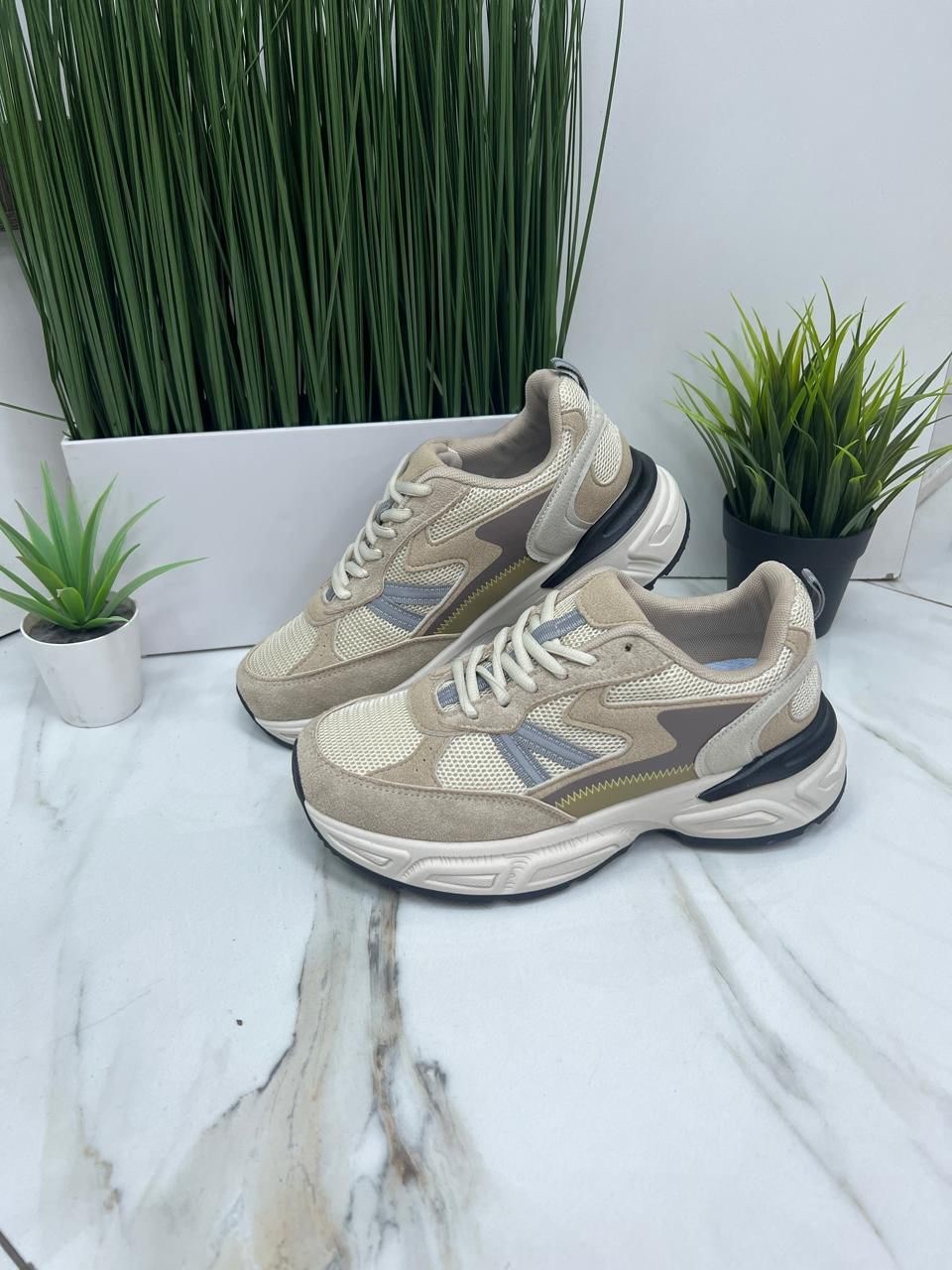 кроссовки женские,кроссовки,повседневные кроссовки,кроссовки облегченные,