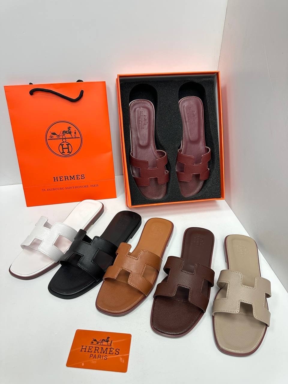 шлёпанцы hermes,шлепки hermes женские,шлепки hermes oran,женские кожаные шлепки hermes oran коричневые,шлепки гермес женские