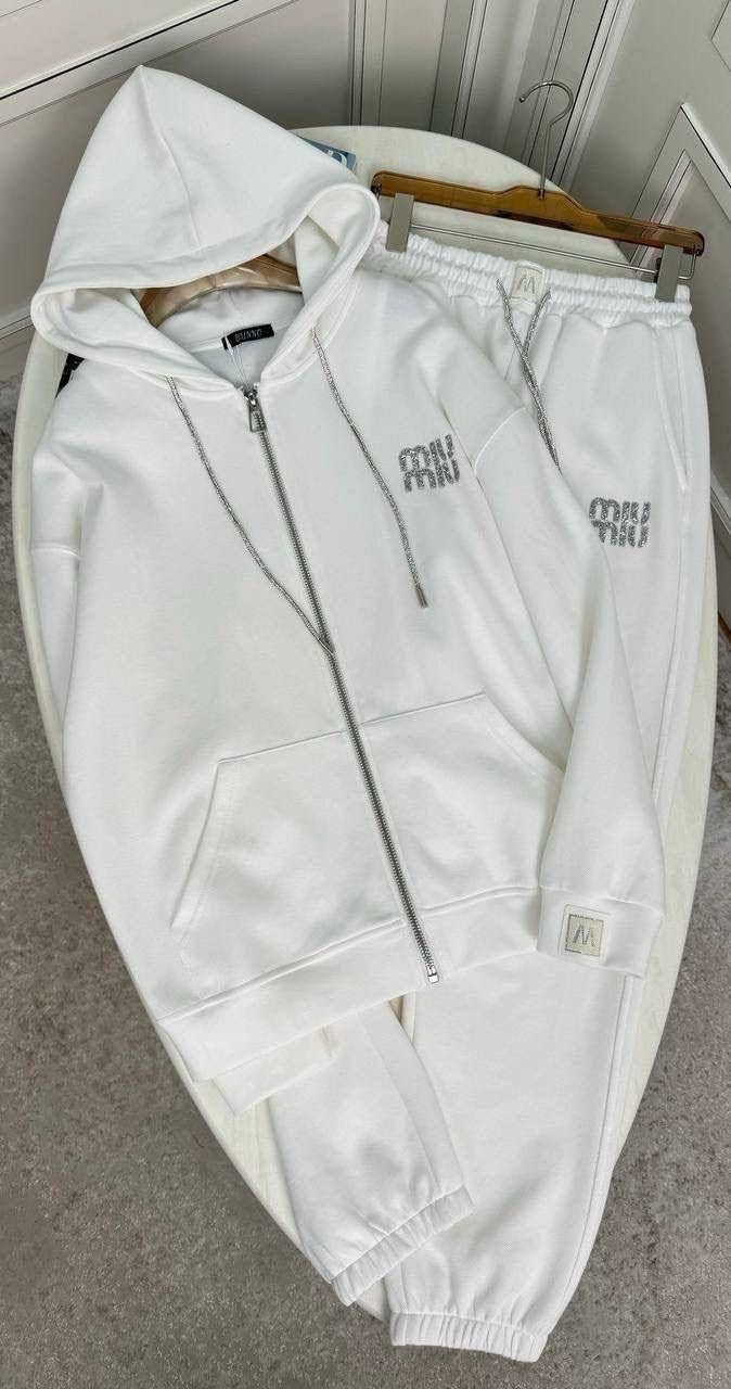 спортивный женский костюм,спортивный костюм,белый костюм женский на флисе,костюм на флисе,женский костюм спортивный на флисе