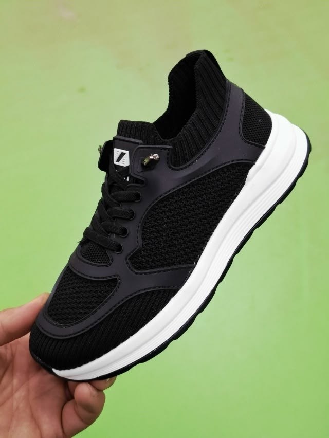 ,мужские кроссовки,кроссовка мужской,спортивная ,повседневные кроссовки