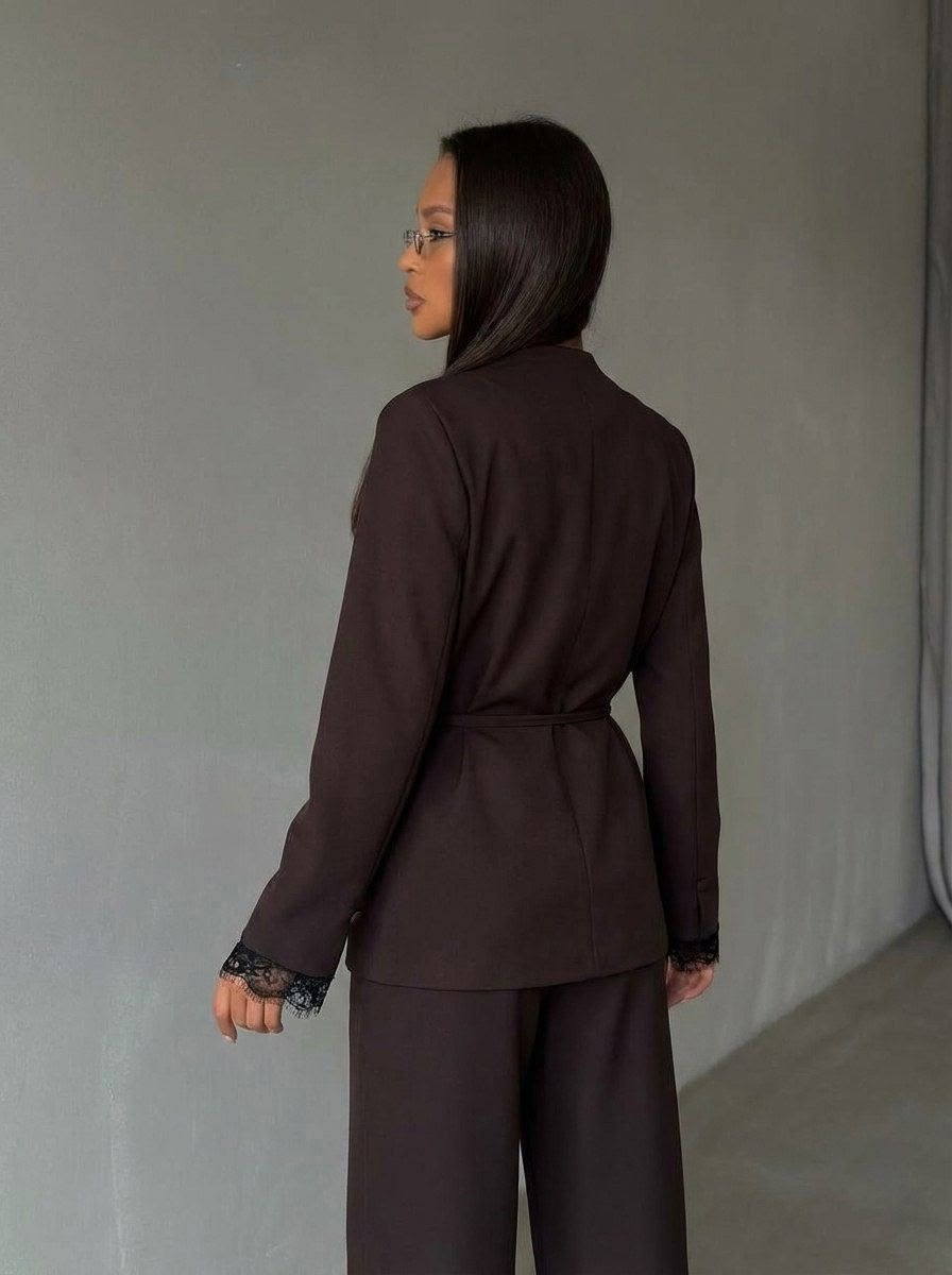 брючный костюм,женский брючный костюм,костюм брючный деловой классический,брючный костюм черный,костюм брючной деловой