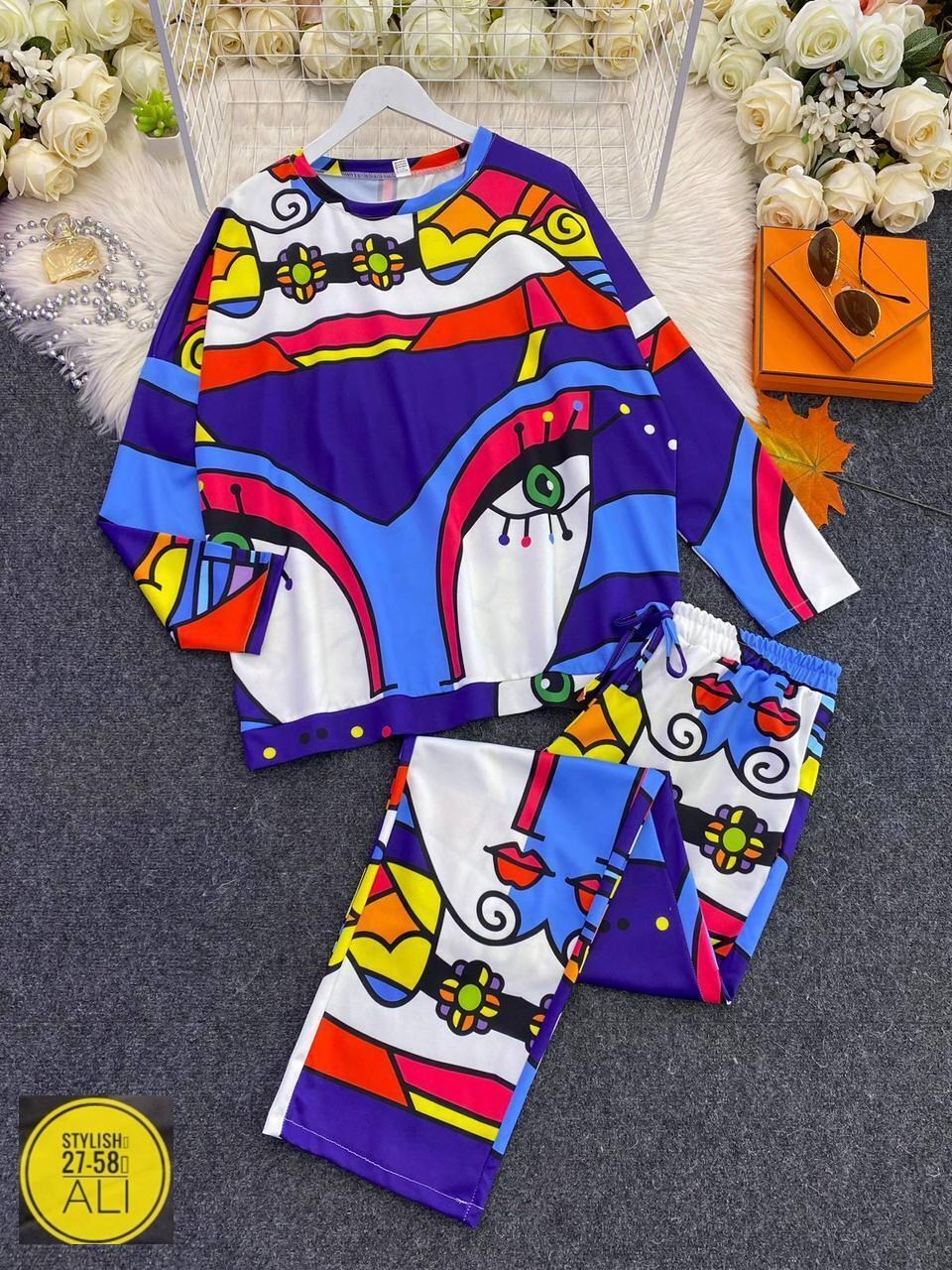 костюм женский,женский спортивный костюм из двух предметов,костюм с принтом,костюм с рисунком,женский повседневный костюм из двух предметов