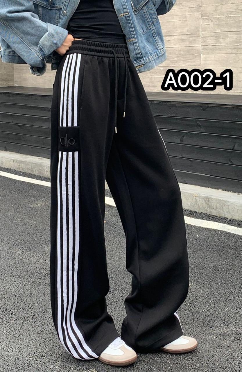 штаны адидас широкие,спортивные штаны adidas,брюки спортивные adidas originals,спортивные штаны adidas type широкие,штаны адидас