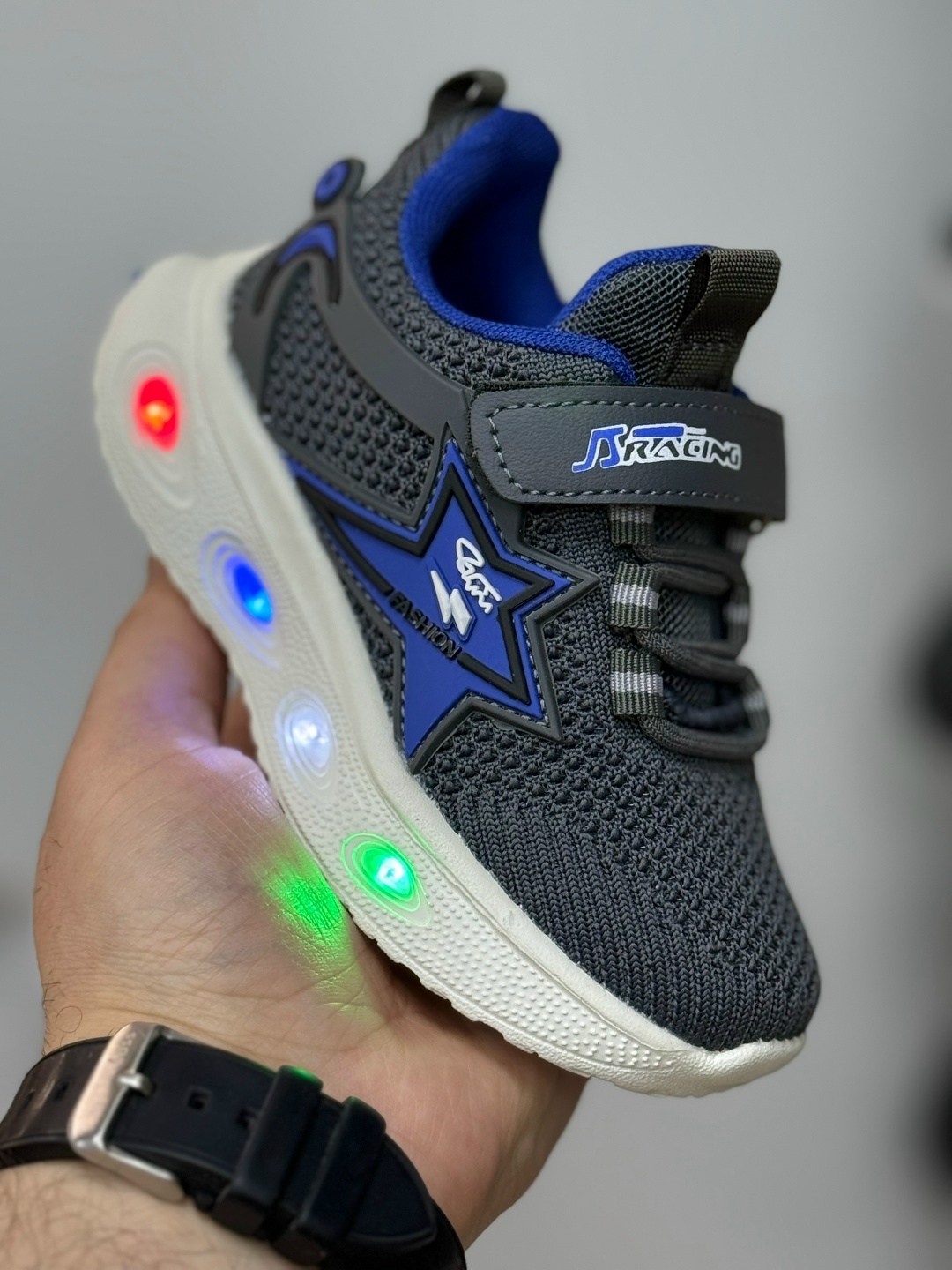 детские кроссовки,кроссовки,кроссовки мальчику,спортивная ,детская