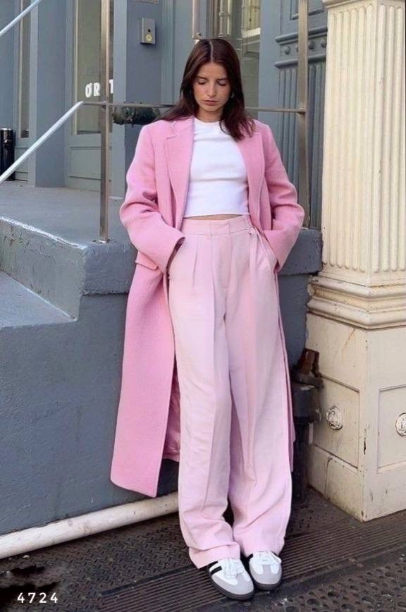 розовое пальто,розовый наряд,розовые моды,пальто модное