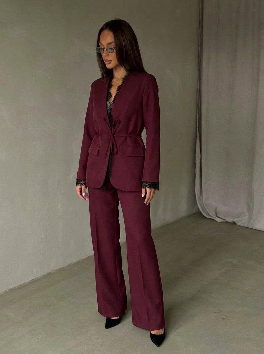 брючный костюм,женский брючный костюм,костюм брючный деловой классический,брючный костюм черный,костюм брючной деловой