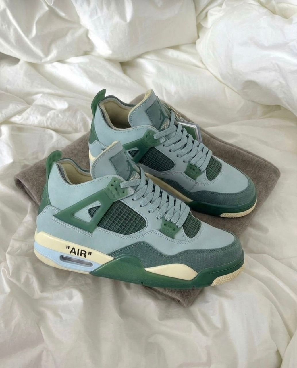 кроссовки nike air jordan 4 retro,nike air jordan 4 retro green glow,кроссовки nike air jordan 4,кроссовки,jordan 4 retro green glow