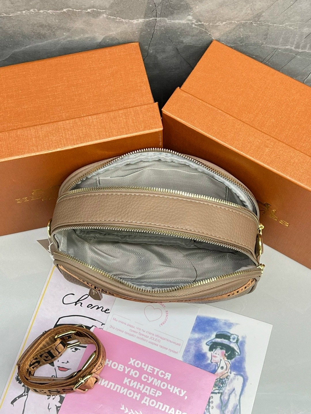 сумка guess,сумка guess женская,сумка кросс-боди guess,guess сумка на плечо,сумочка guess