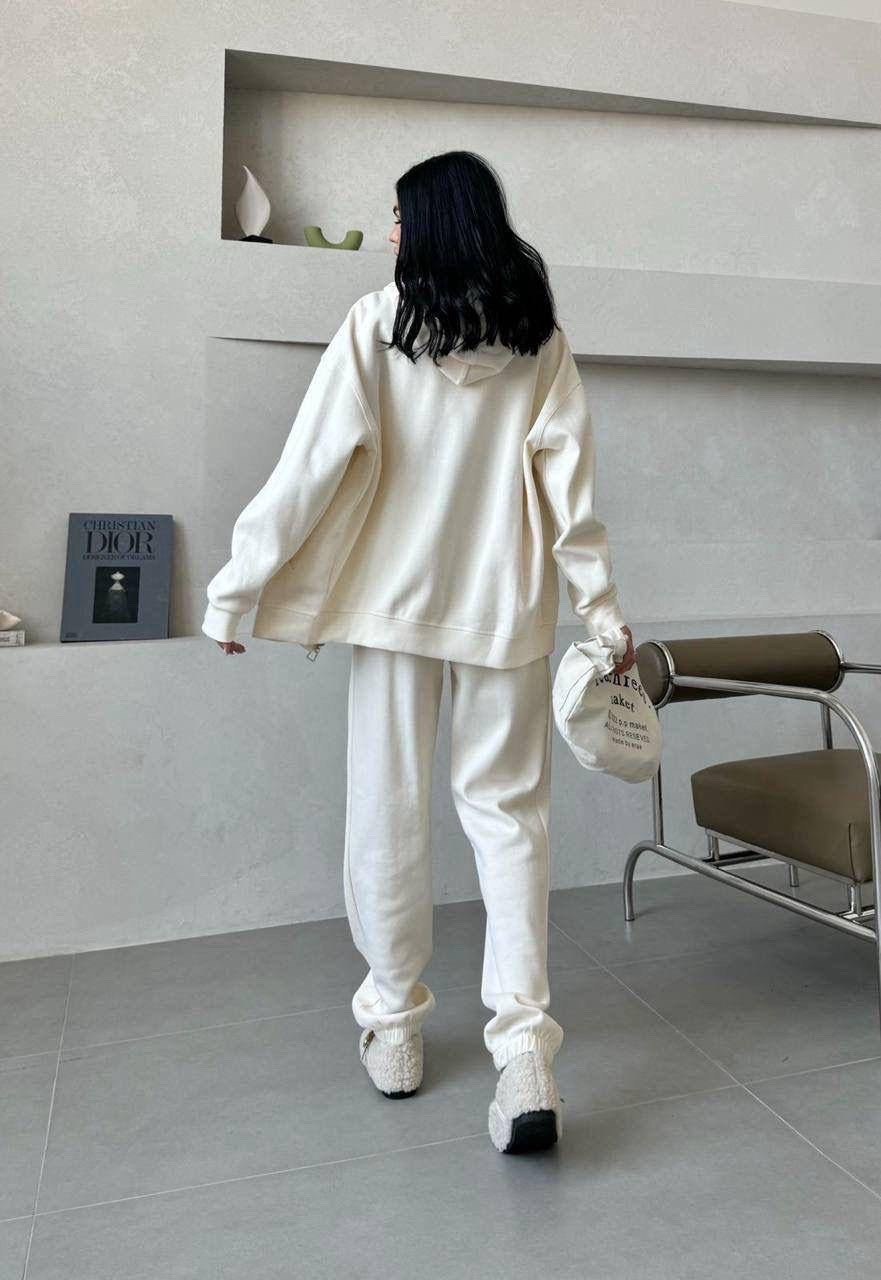 костюм спортивный женский,стильный костюм,женский костюм,костюм белый