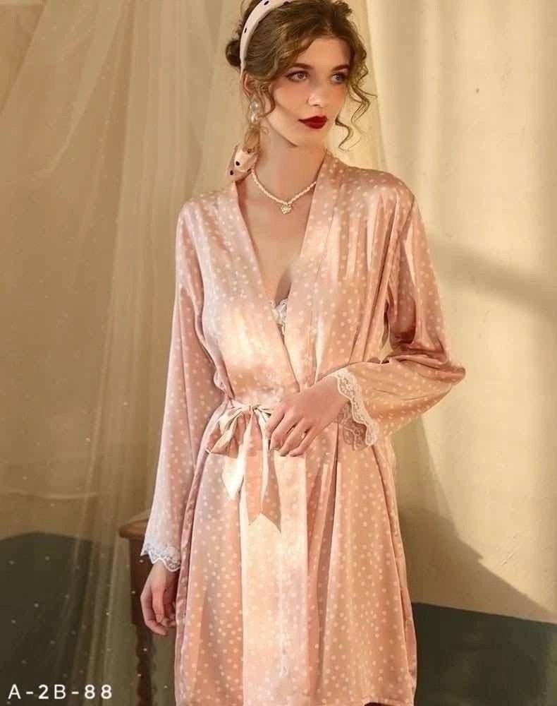 шелковый комплект халат и сорочка,шелковый комплект,женская пижама из шелка,комплект халат и сорочка,пижама из шелка