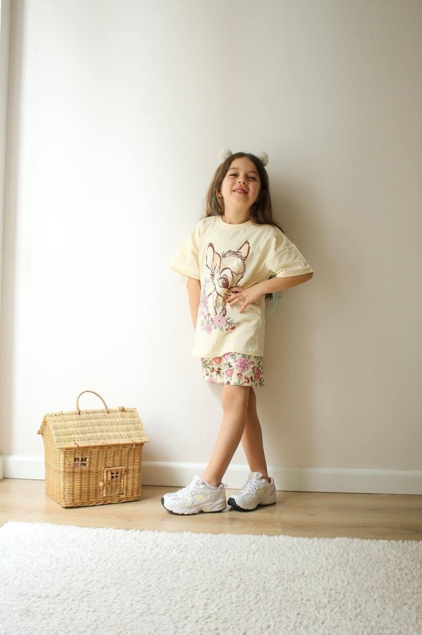 костюм бежевый,,комплект одежды девочке,детские костюмы,костюм молочный