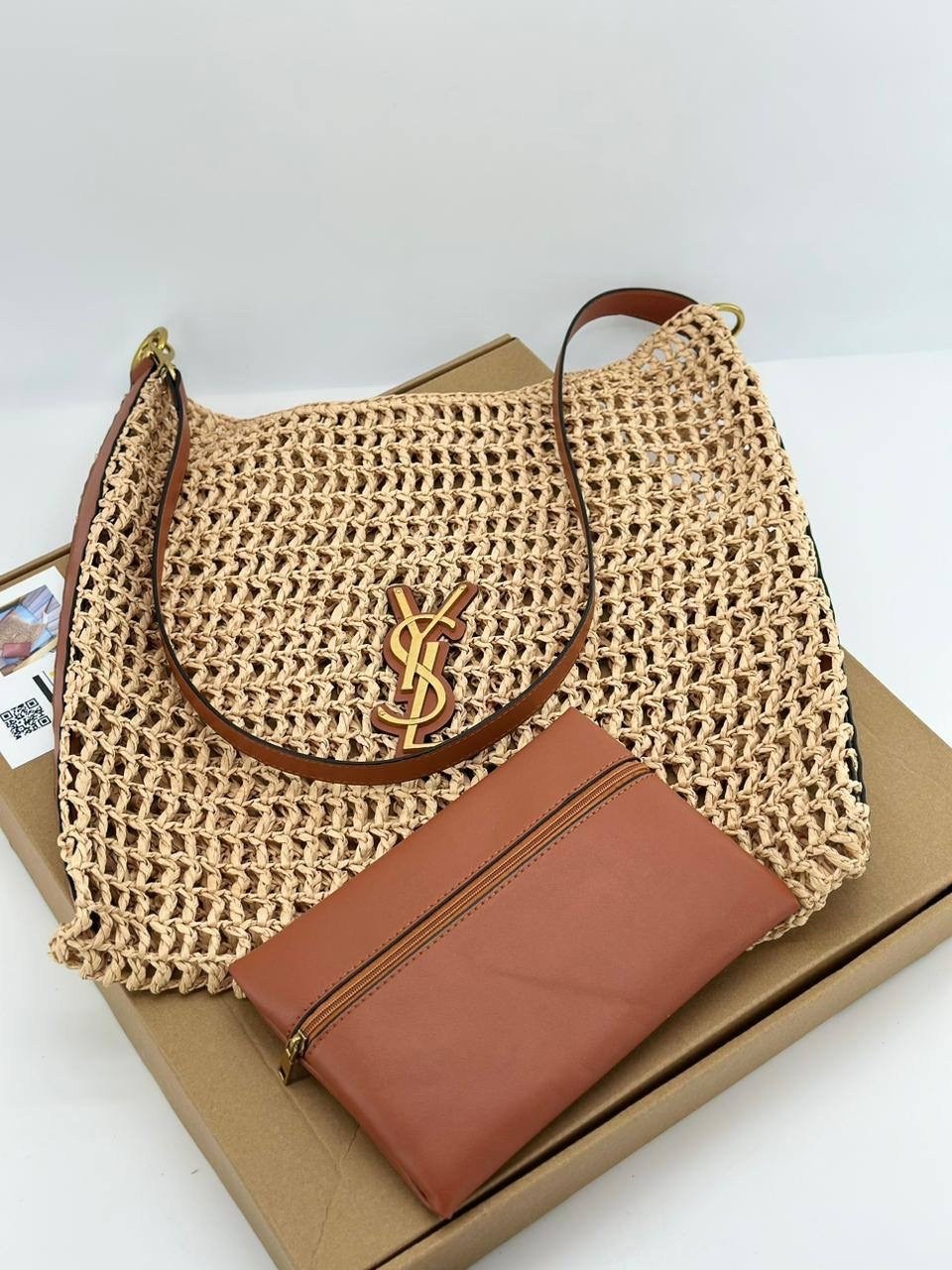 женская бежевая пляжная сумка saint laurent raffia,плетеная сумка,вязаная сумка,пляжная сумка,сумки