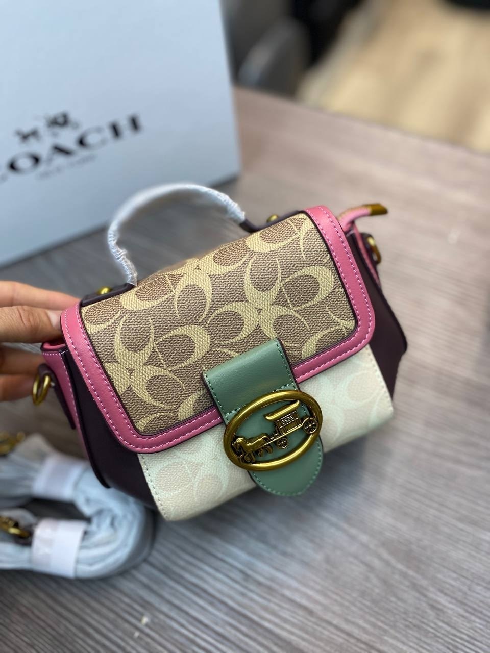 coach сумка,coach сумка женская,модная сумка,сумка на плечо coach,сумки для женщин