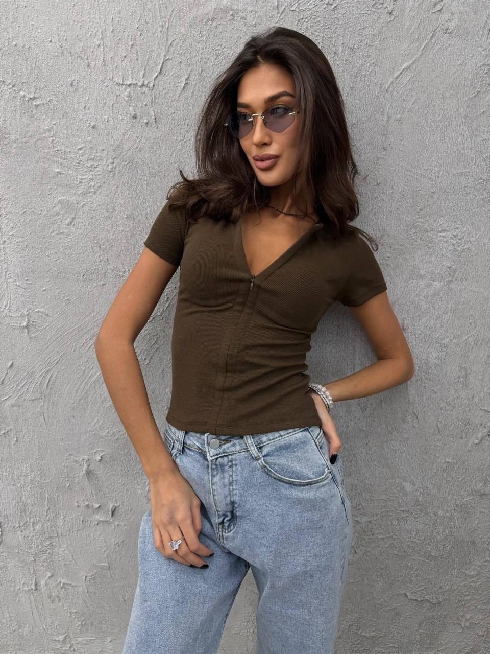 женская футболка,футболка женская голубая,футболки женские мужские,женская укороченная футболка,одежда модная