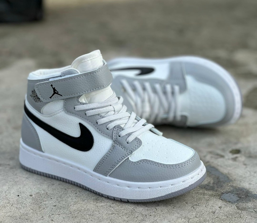 кроссовки nike air jordan 1,кроссовки nike air jordan 1 retro,кроссовки nike air jordan 1 retro high,nike air jordan 1,кроссовки женские nike air jordan 1