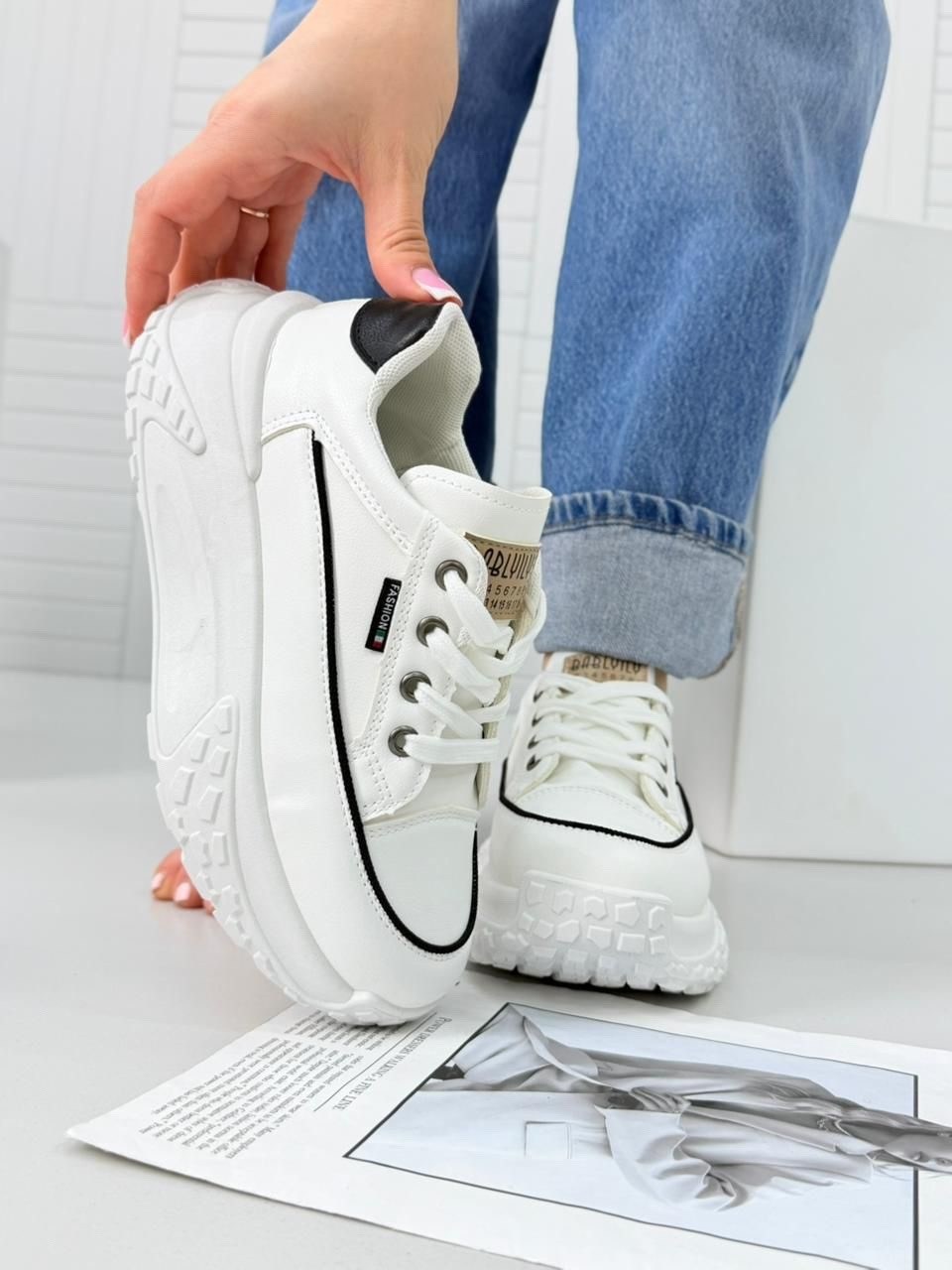 ,женские кроссовки,кроссовки на толстой подошве,кроссовки белые женские на высокой подошве,кроссовки модные