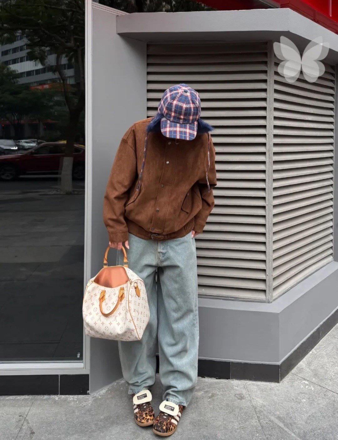 замшевая куртка,куртка бомбер,куртка из замши,коричневая куртка,замшевая куртка бомбер