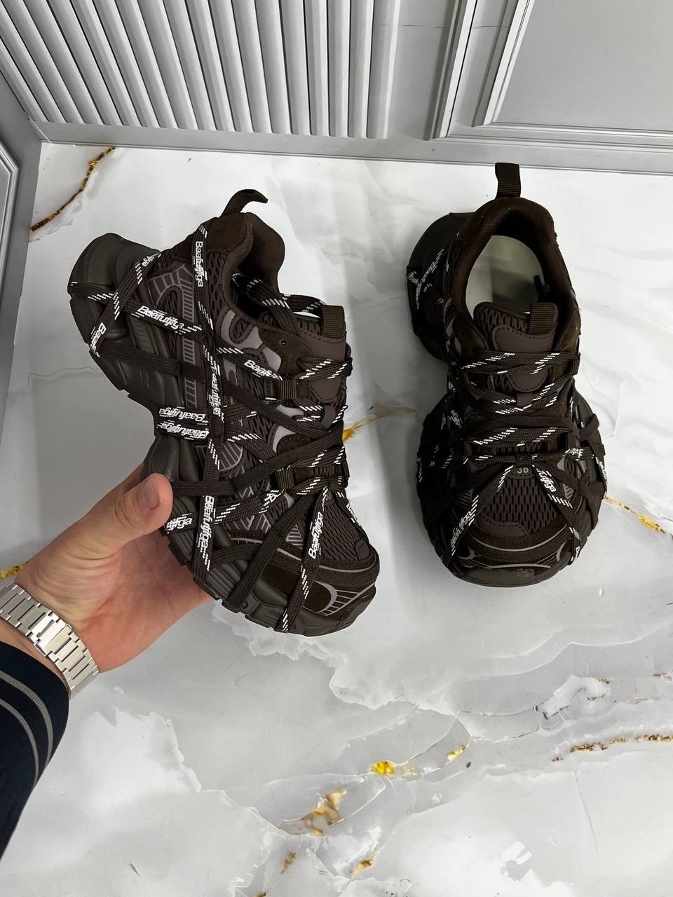 кроссовки 3xl extreme lace массивные на шнуровке balenciaga,кроссовки balenciaga,женские кроссовки balenciaga,мужские кроссовки balenciaga track в стиле баленсиага черные многослойная подошва,кроссовк