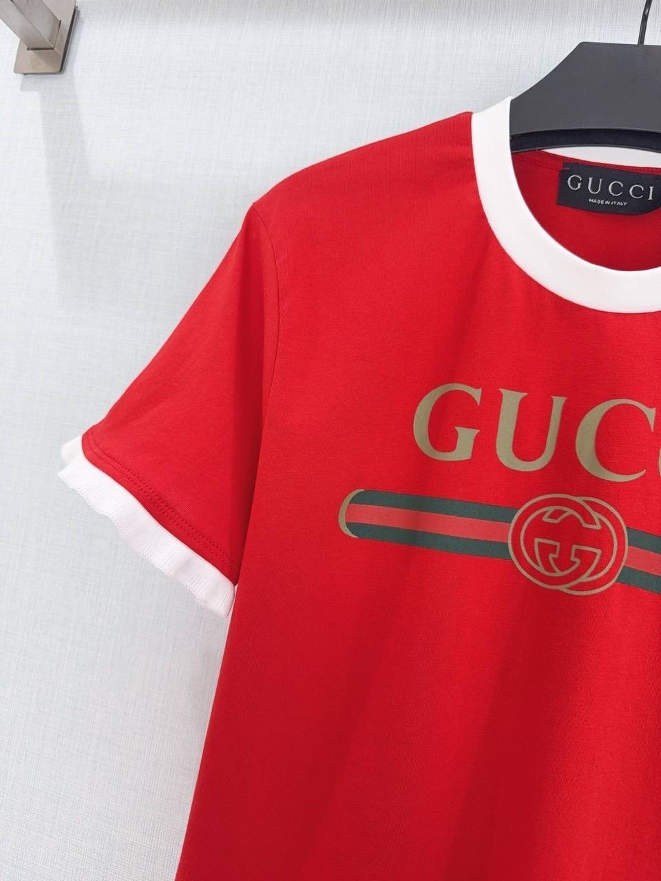 футболка женская gucci,футболка от гуччи красная,gucci t-shirt,красная футболка гуччи,футболка gucci