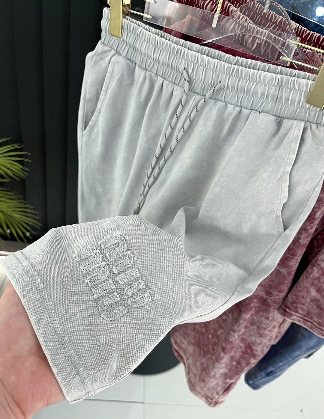 костюм женский,,футболки женская,костюм