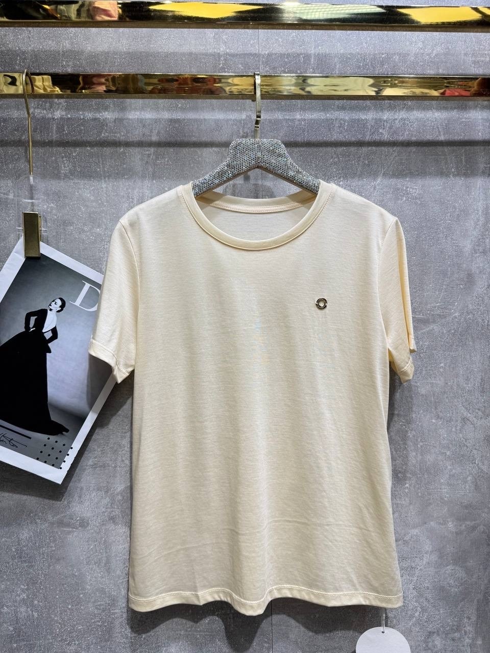 модные женские рубашки 2025,модель мода,женская мода,мода модная,модная женская рубашка