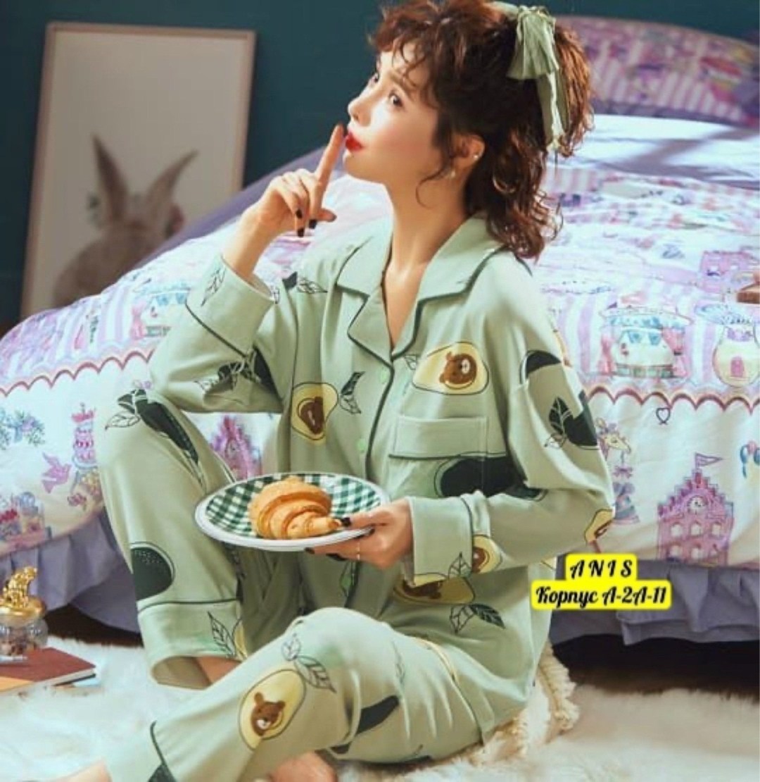 пижама с длинным рукавом в клетку,пижама в клетку,клетчатая пижама,пижама женская в клетку,голубая пижама клетчатая в психушке