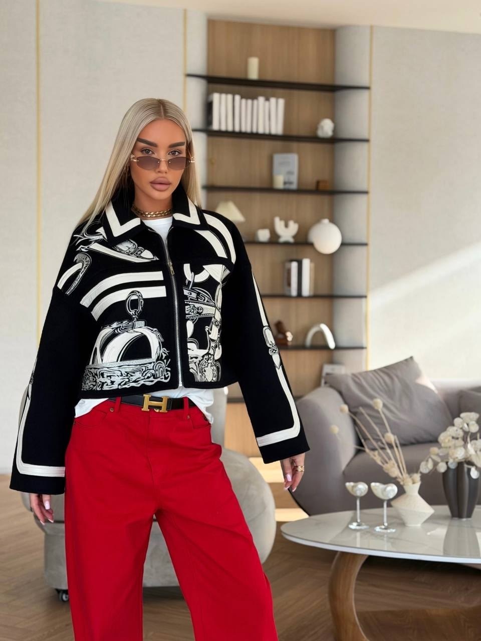 куртка бомбер,куртка бомбер женская,стильная куртка,куртка женская,лёгкая куртка