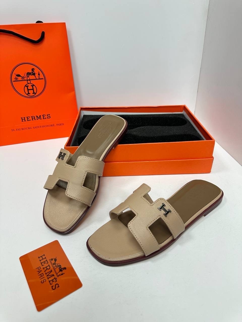 шлепки hermes женские,hermes шлепанцы,шлепки hermes 2026,шлепанцы женские hermes,шлепки hermes