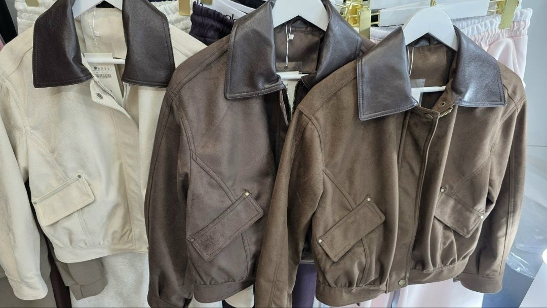 повседневная куртка,куртка,куртка бомбер,женская куртка бомбер,короткая куртка