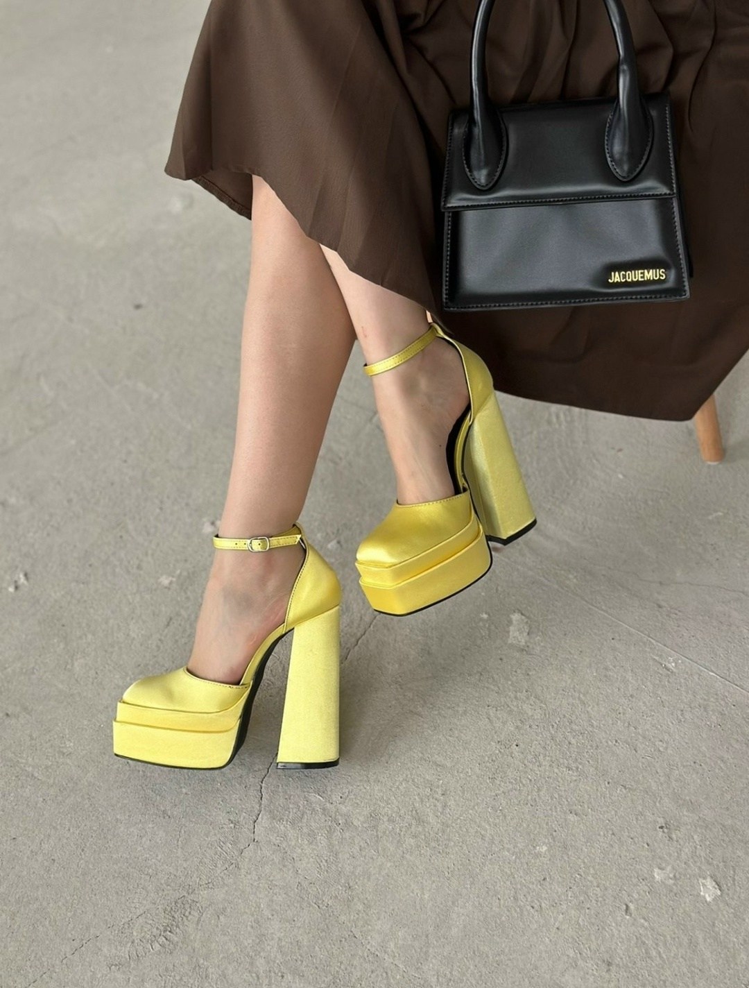 туфли на высоком каблуке,туфли женские,босоножки желтые с закрытым носом на каблуке с платформой атласные,каблуки на платформе,туфли на платформе