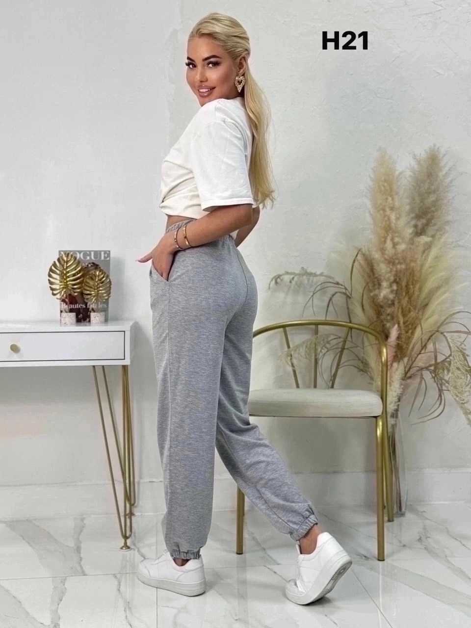 брюки спортивные джоггеры,брюки спортивные,бежевые штаны,штаны джоггеры,брюки джоггеры