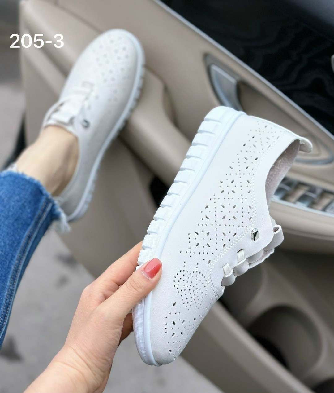 ,женские кеды,женские модные кроссовки,женские кроссовки,кроссовки женские с перфорацией