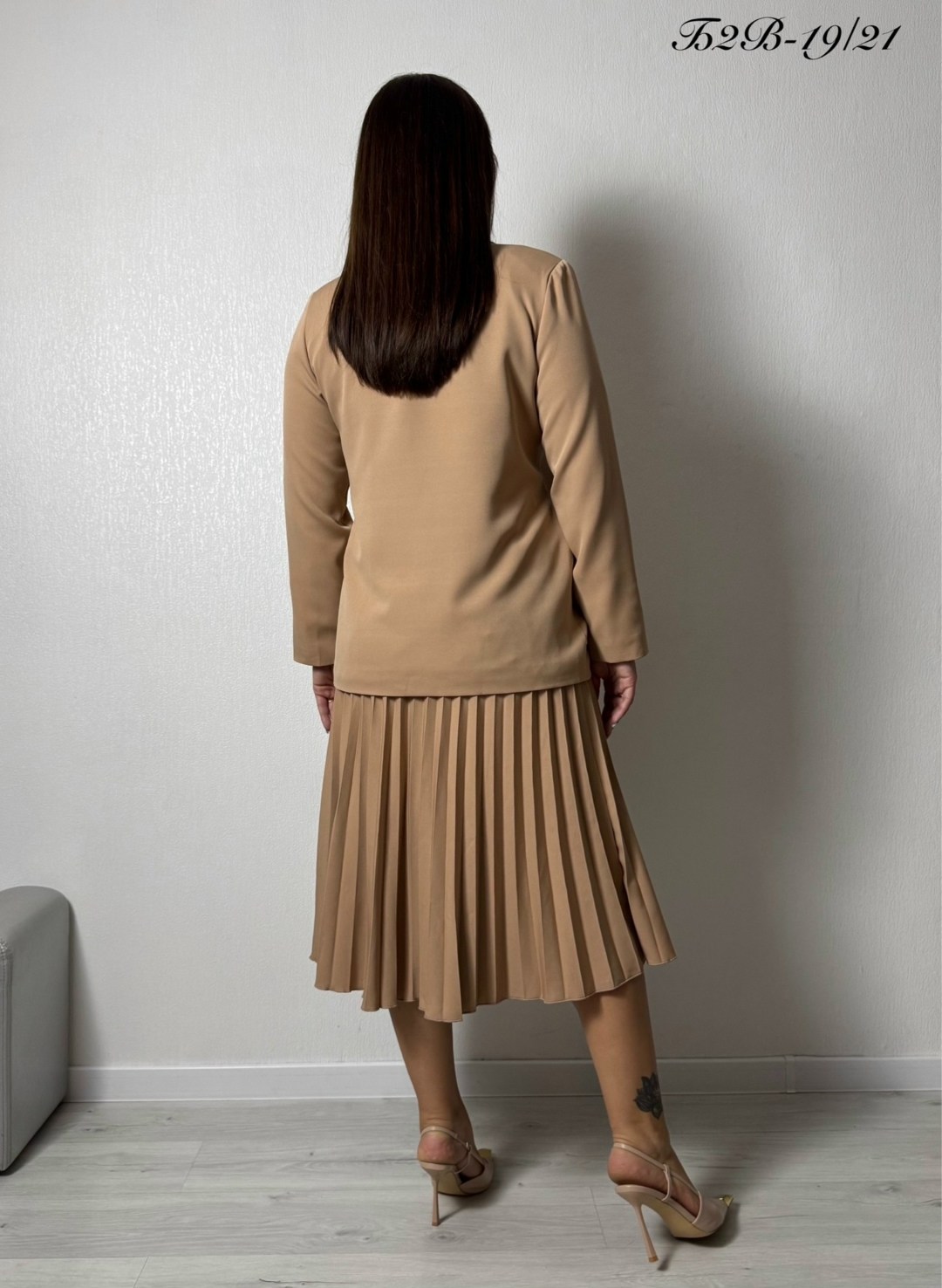 женский костюм с юбкой,костюм с юбкой,женские костюмы,костюм жакет с миди юбкой,костюм юбка и пиджак