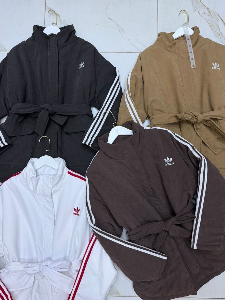 комплект адидас,межсезонная куртка adidas originals,зимняя куртка adidas originals,куртка адидас женская,межсезонная куртка adidas originals adilenium