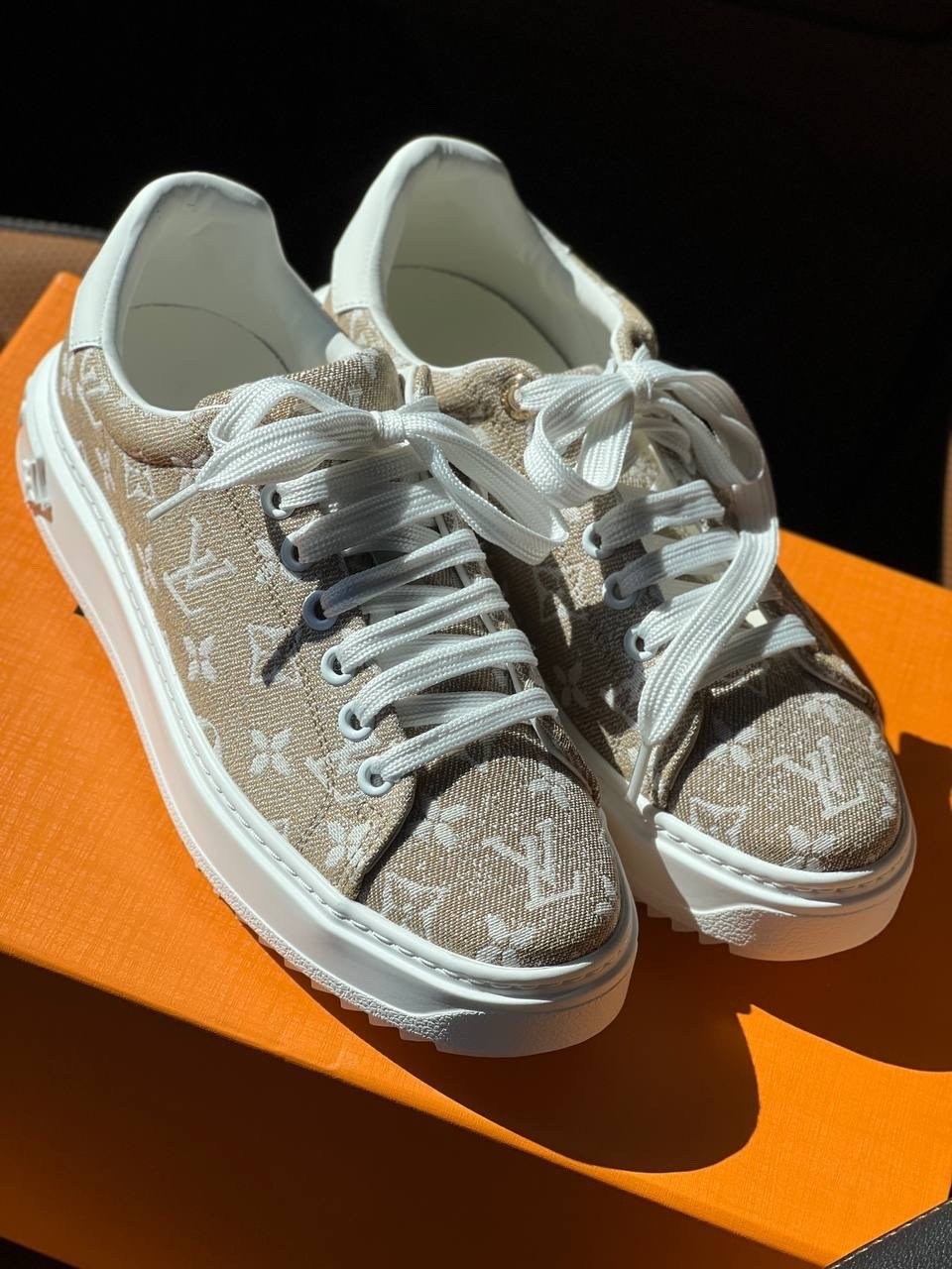 ,кеды луи витон женские,кроссовки louis vuitton,кроссовки женские louis vuitton,кеды louis vuitton frontrow